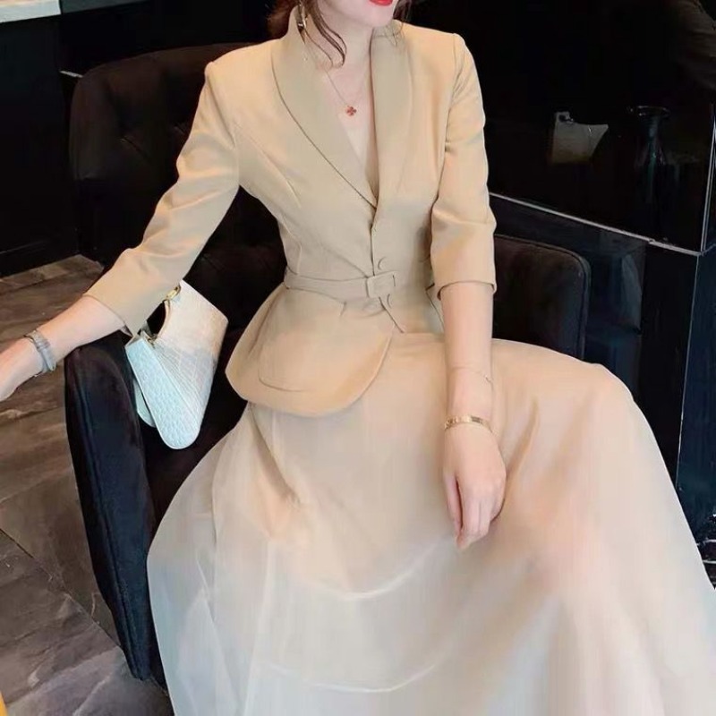 Office High Tech - Nuevo traje de mujer de moda