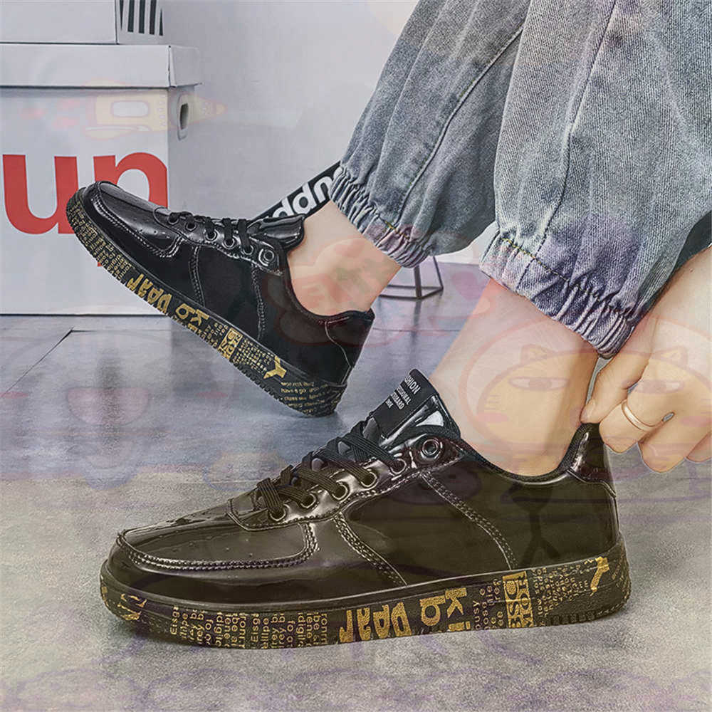 Zapatillas de deporte redondas - Tech Office Names reseña y precio